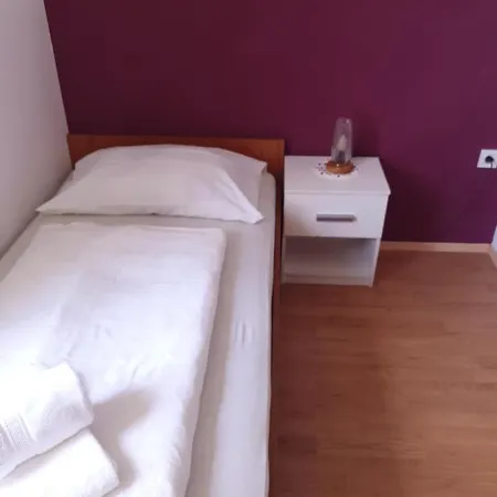 Gostinjska kuća Osvald Zirovnica